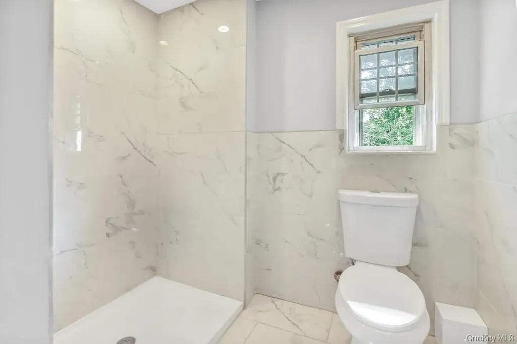 6 Bush Avenue Newburgh NY 12550