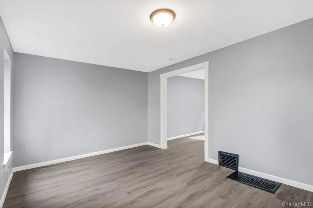 6 Bush Avenue Newburgh NY 12550