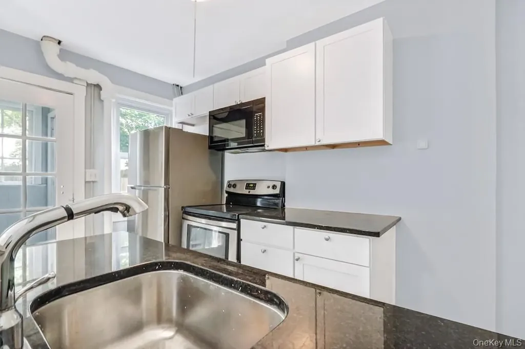 6 Bush Avenue Newburgh NY 12550