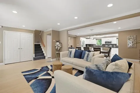 3007 Clearview Street Yorktown Heights NY 10598