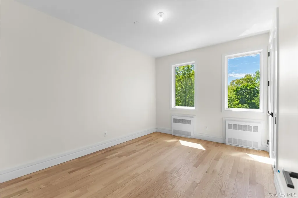 12 Miele Road Monsey NY 10952