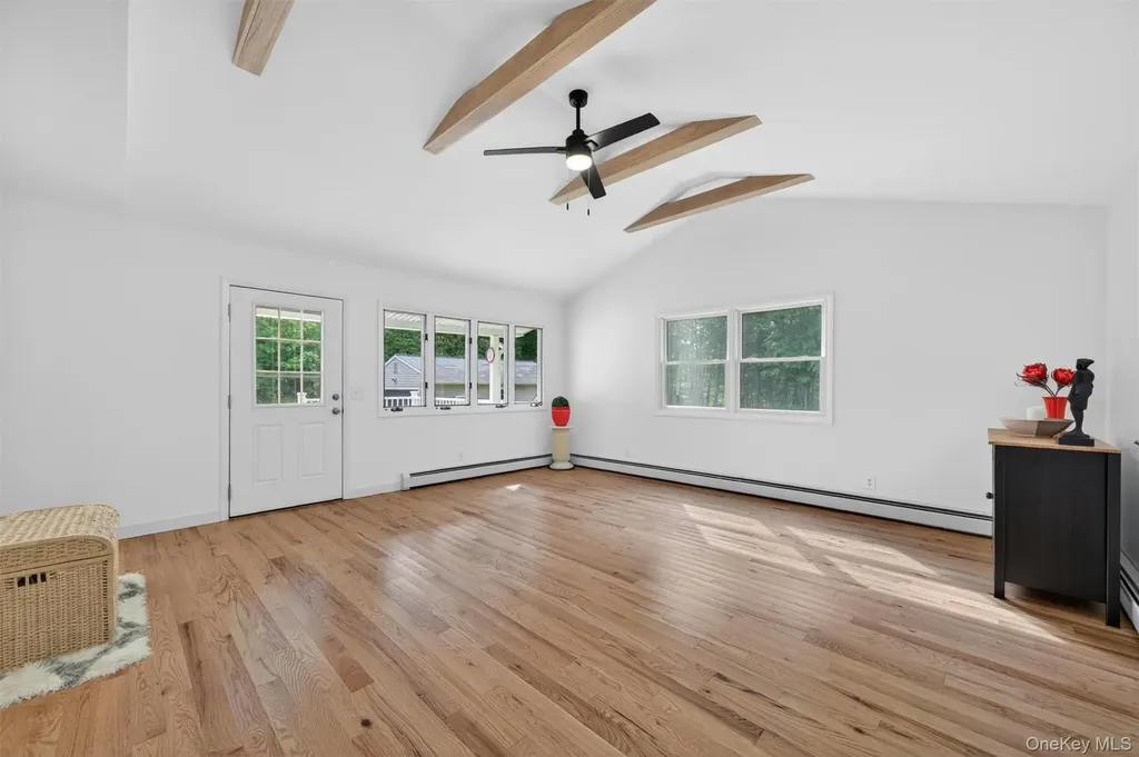 38 Emperor Lane Montgomery NY 12549