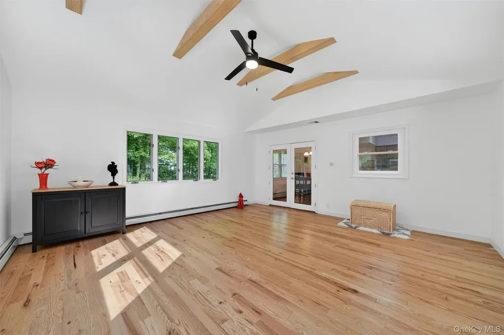 38 Emperor Lane Montgomery NY 12549