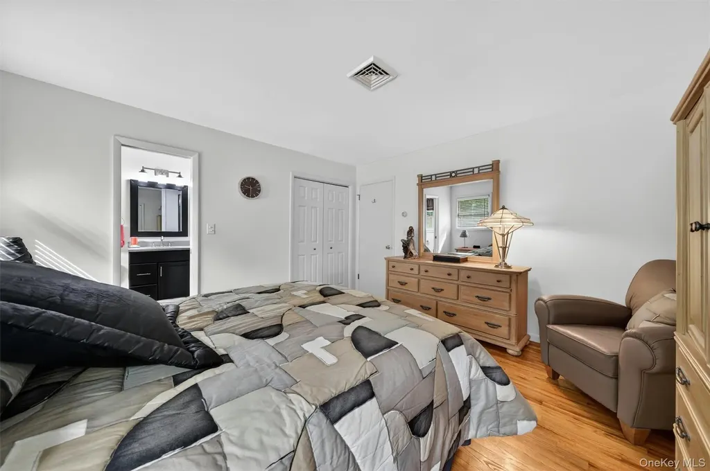 38 Emperor Lane Montgomery NY 12549