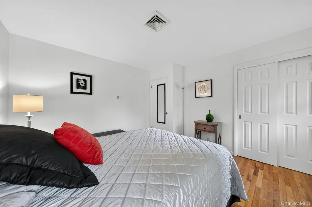 38 Emperor Lane Montgomery NY 12549
