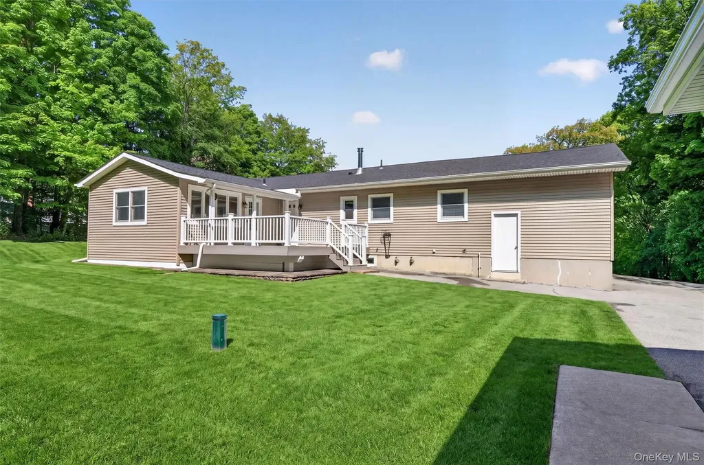 38 Emperor Lane Montgomery NY 12549