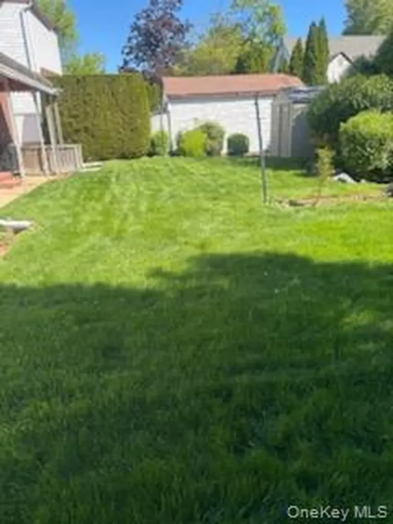 1210 Terrace Boulevard New Hyde Park NY 11040
