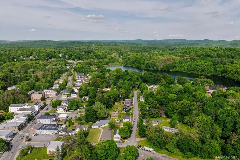 7 Canal Street Claverack NY 12565