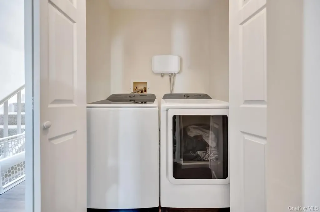 194 Gothic Circle Manorville NY 11949