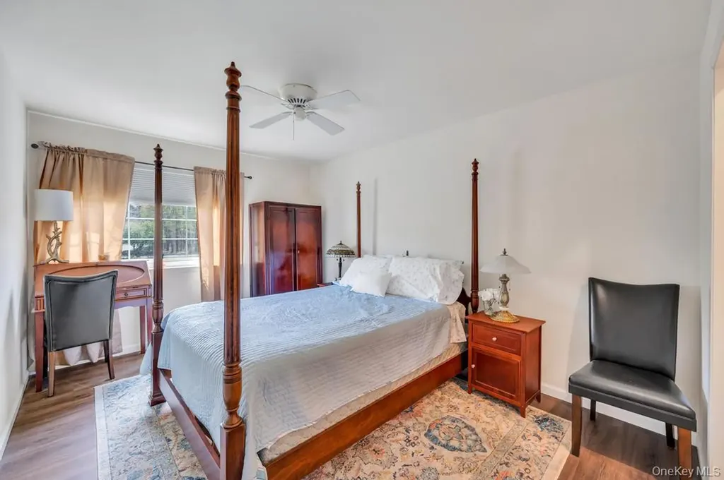 194 Gothic Circle Manorville NY 11949