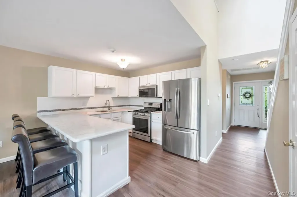 194 Gothic Circle Manorville NY 11949