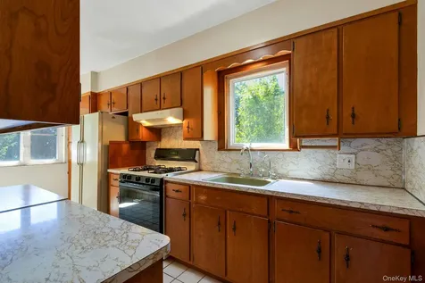 410 Route 304 Bardonia NY 10954
