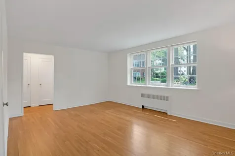 291 Manville Road Pleasantville NY 10570