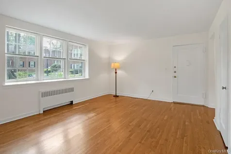 291 Manville Road Pleasantville NY 10570