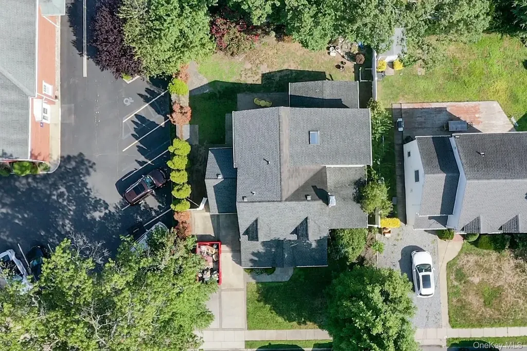 11 E Webster Street Merrick NY 11566