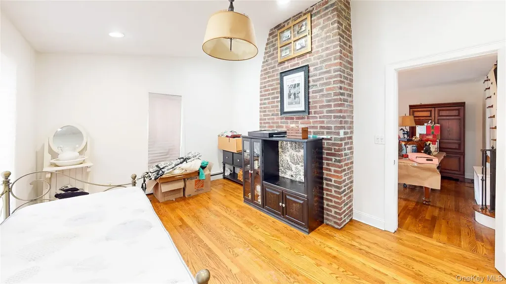 11 E Webster Street Merrick NY 11566