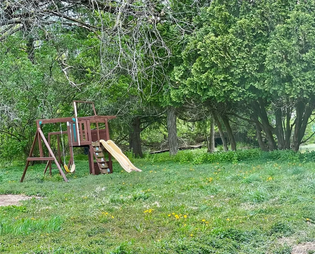 70 County Route 17 Pine Bush NY 12566