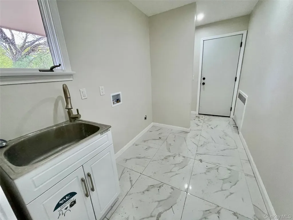 70 County Route 17 Pine Bush NY 12566