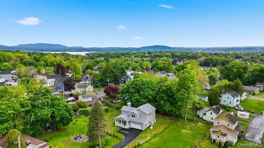 33 Howland Avenue Beacon NY 12508