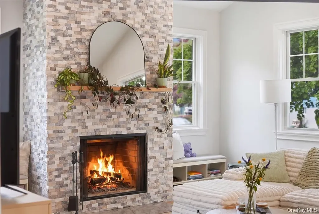 33 Howland Avenue Beacon NY 12508