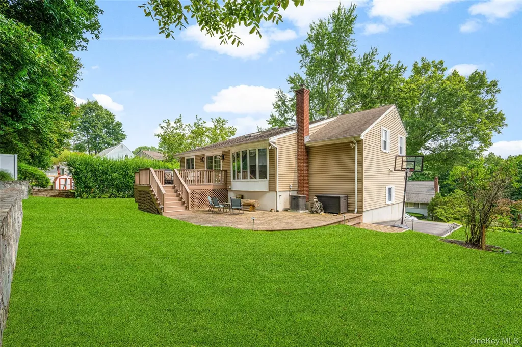 5 Oakridge Road White Plains NY 10607