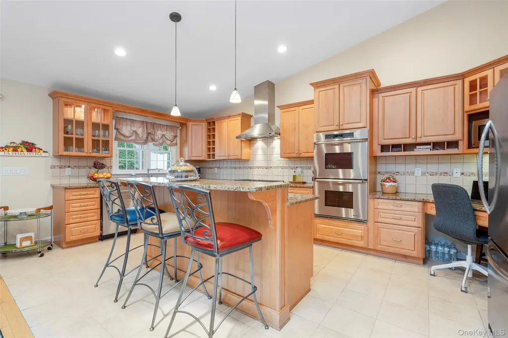 5 Oakridge Road White Plains NY 10607