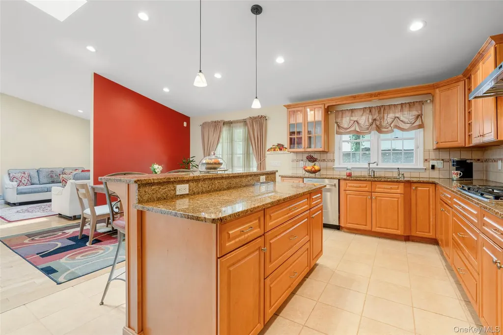 5 Oakridge Road White Plains NY 10607