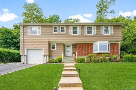 5 Oakridge Road White Plains NY 10607