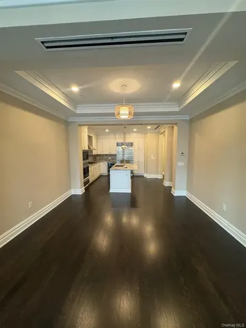 1000 Royal Court New Hyde Park NY 11040