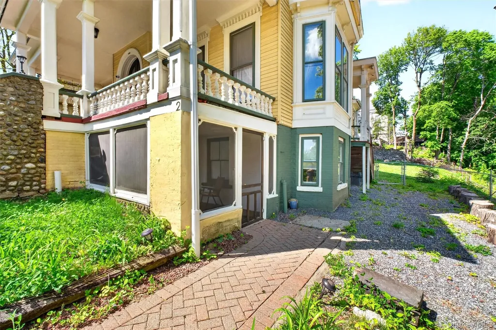130 Depew Street Peekskill NY 10566