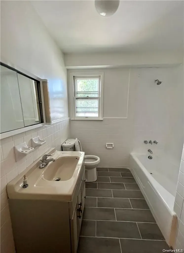 94 William Street Yonkers NY 10701