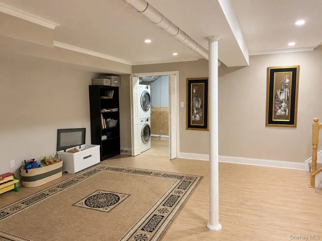 1180 E Broadway Hewlett NY 11557