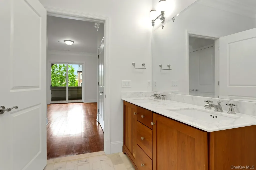 127 W Main Street Tarrytown NY 10591