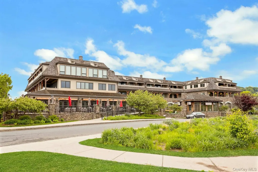 127 W Main Street Tarrytown NY 10591