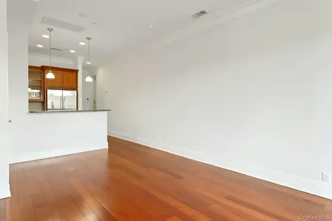 127 W Main Street Tarrytown NY 10591