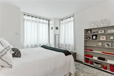 175 Huguenot Street New Rochelle NY 10801