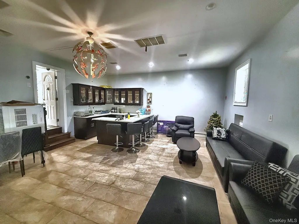 25 Lisa Drive Dix Hills NY 11746