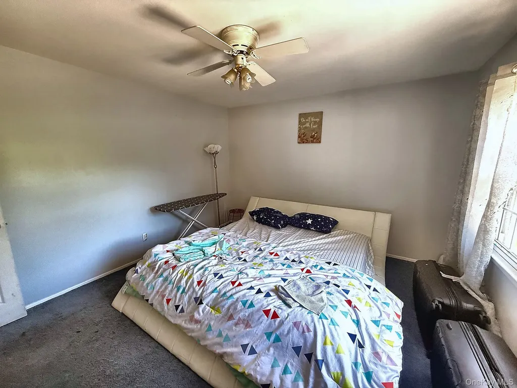 25 Lisa Drive Dix Hills NY 11746