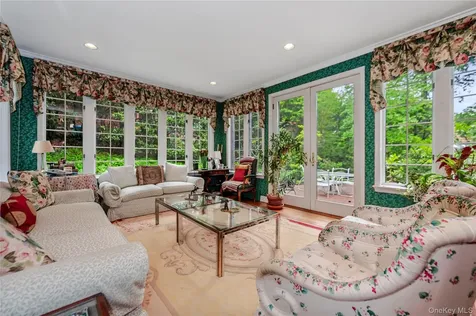 111 Clent Road Great Neck NY 11021