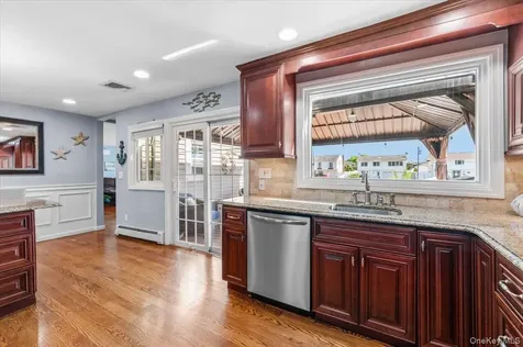 2968 Islip Court Wantagh NY 11793