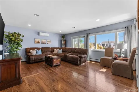 2968 Islip Court Wantagh NY 11793