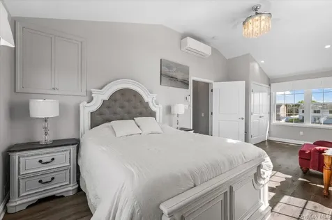 2968 Islip Court Wantagh NY 11793