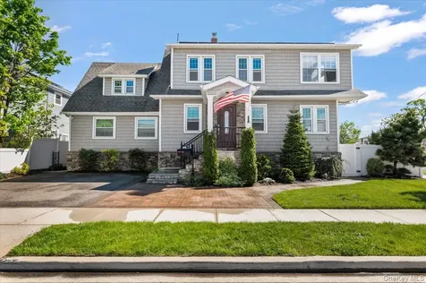 2968 Islip Court Wantagh NY 11793