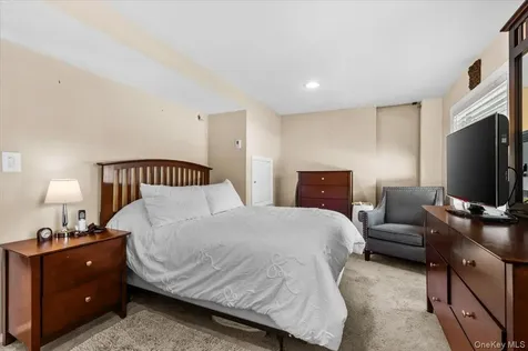 2968 Islip Court Wantagh NY 11793