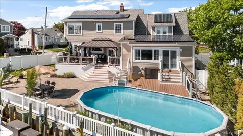2968 Islip Court Wantagh NY 11793