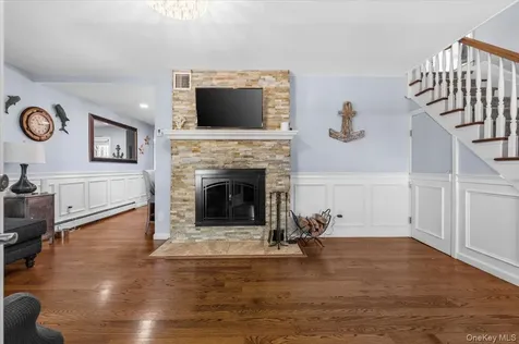 2968 Islip Court Wantagh NY 11793