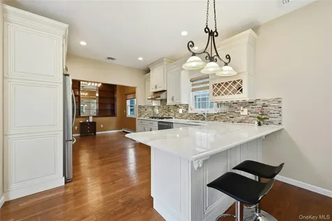 9 Oxford Court Wheatley Heights NY 11798