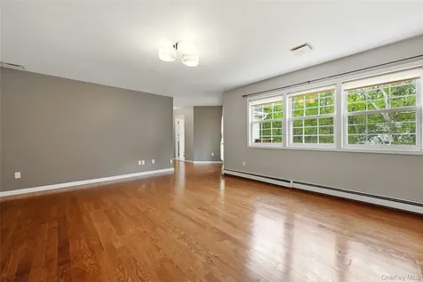 9 Oxford Court Wheatley Heights NY 11798