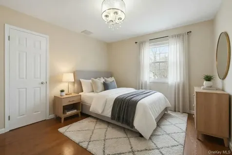 9 Oxford Court Wheatley Heights NY 11798