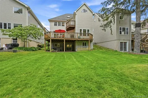 9 Oxford Court Wheatley Heights NY 11798